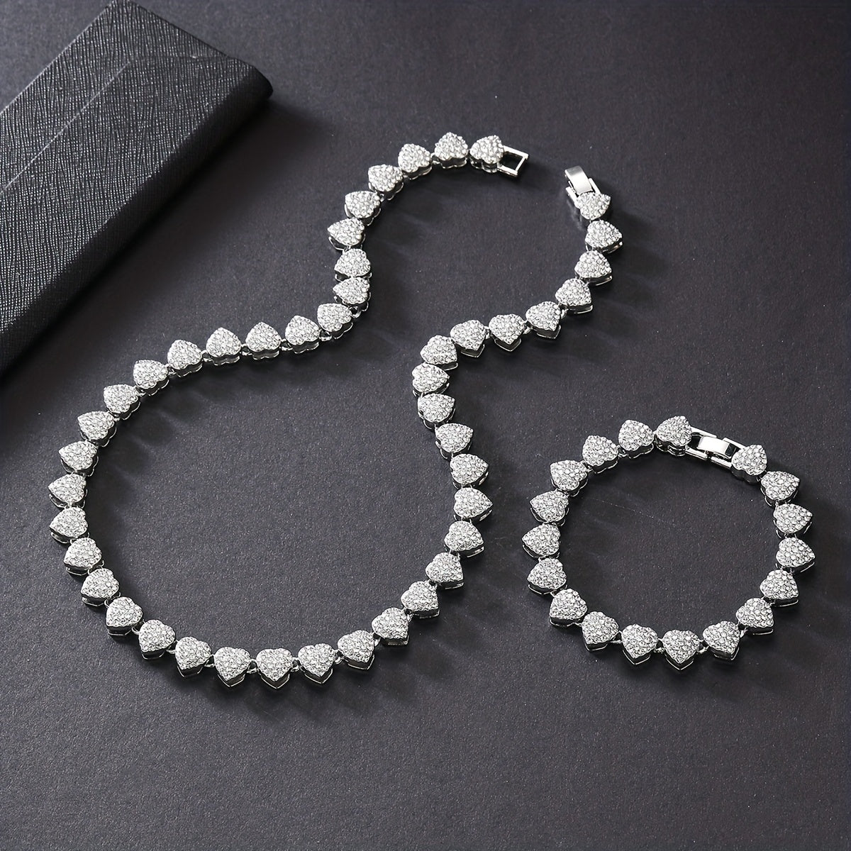 Conjunto feminino cuban coração cravejado em zircônia