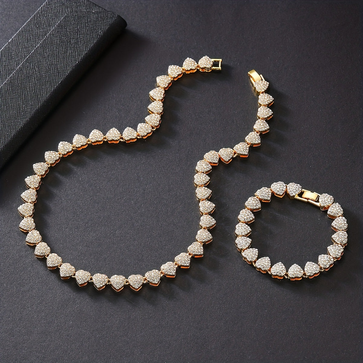 Conjunto feminino cuban coração cravejado em zircônia