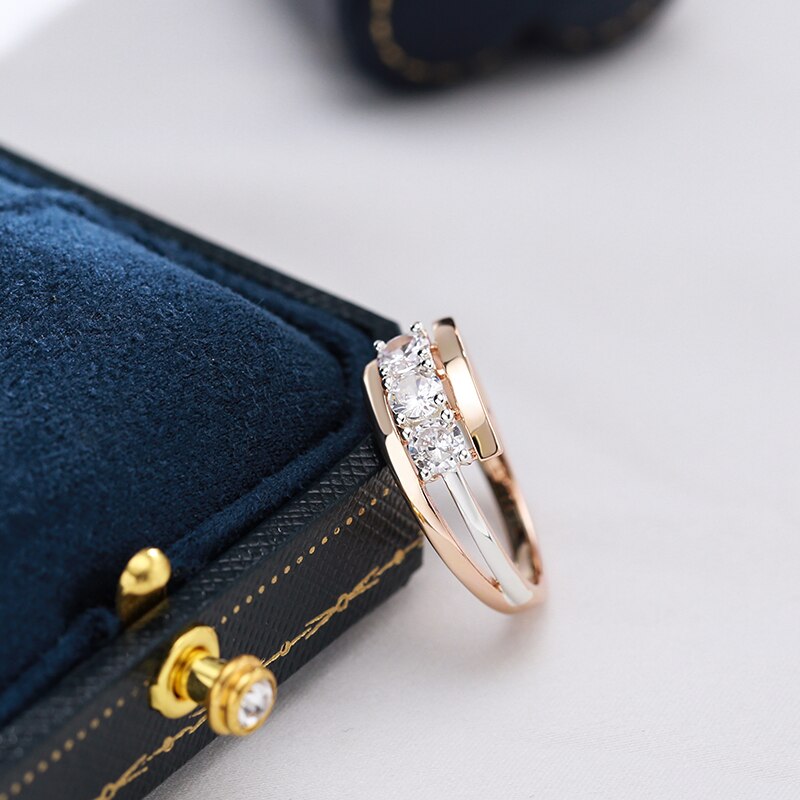 Anel Feminino em Ouro Rose 585 Modelo Atalant