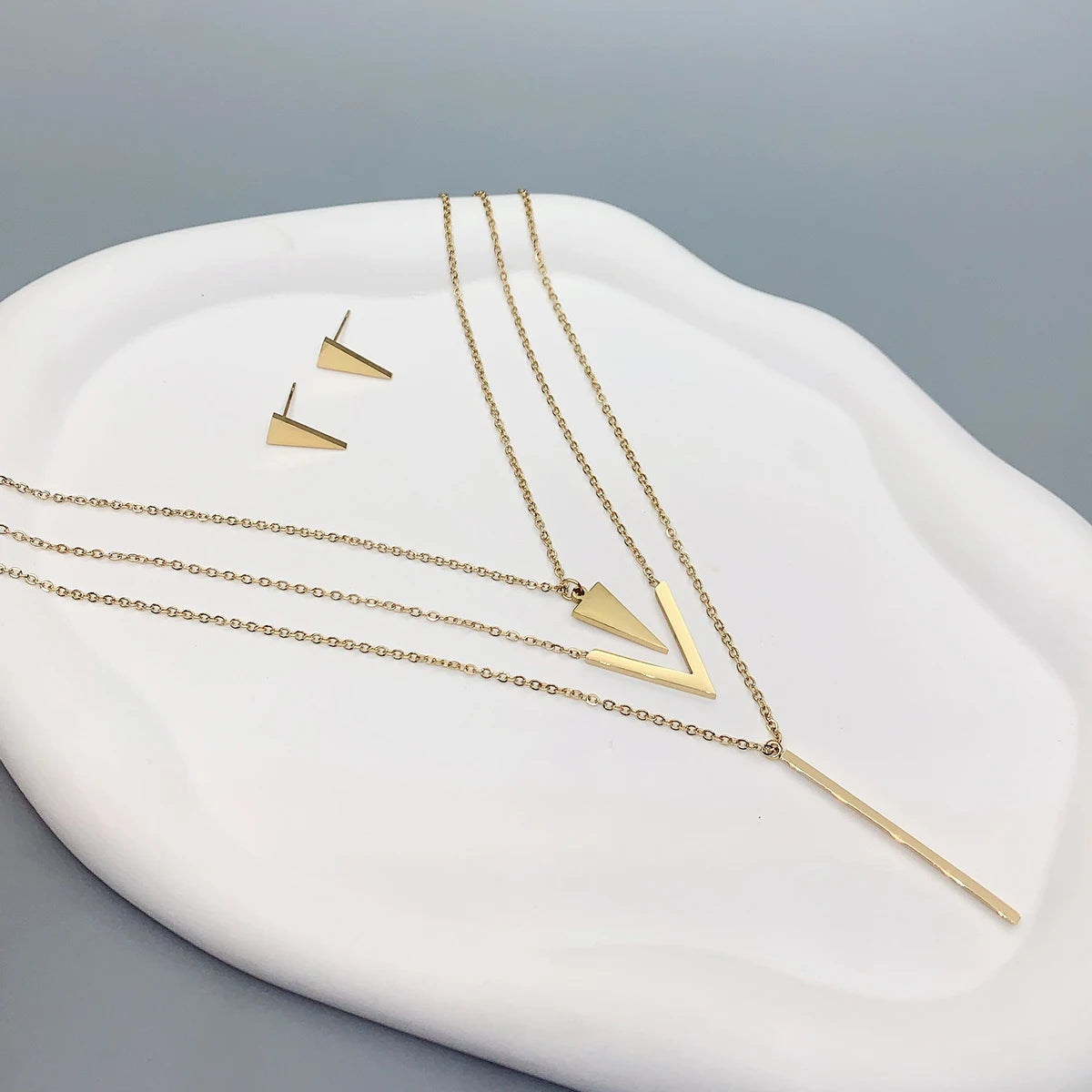 Conjunto feminino V geométrico