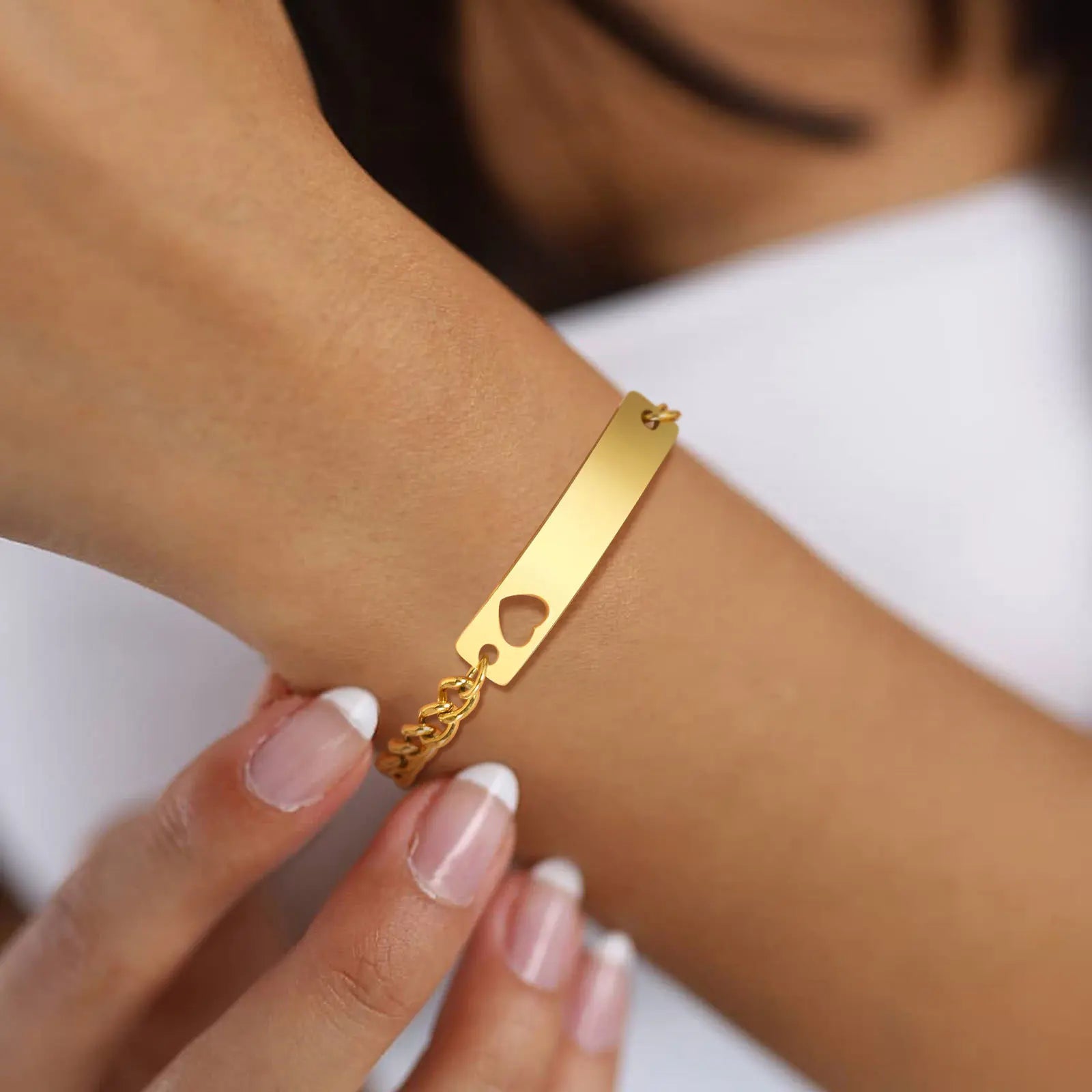 Pulseira infantil personalizada coração ( 3 a 14 anos)