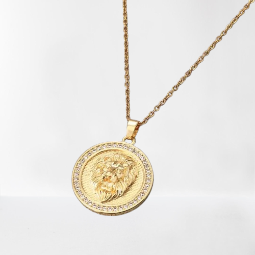 Colar Medalhão de leão Cravejado